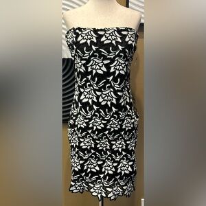NWT Lulu’s Black & White Cutout Midi Dress~Lined~Back Closure~Gorgeous!~Medium